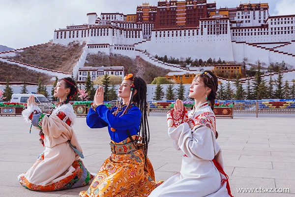 西藏旅游報團(tuán)